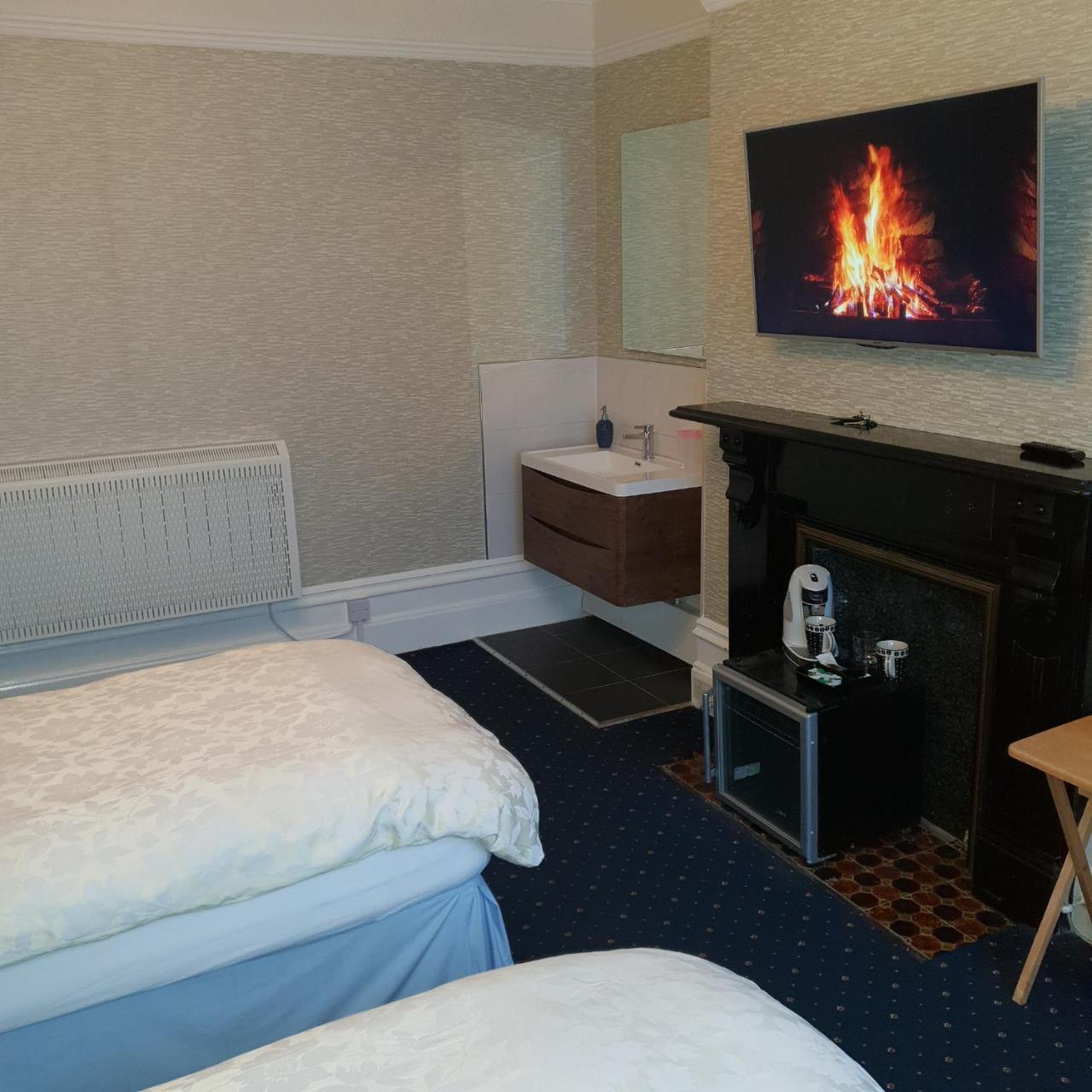 Abinger Guest House Leicester Bagian luar foto